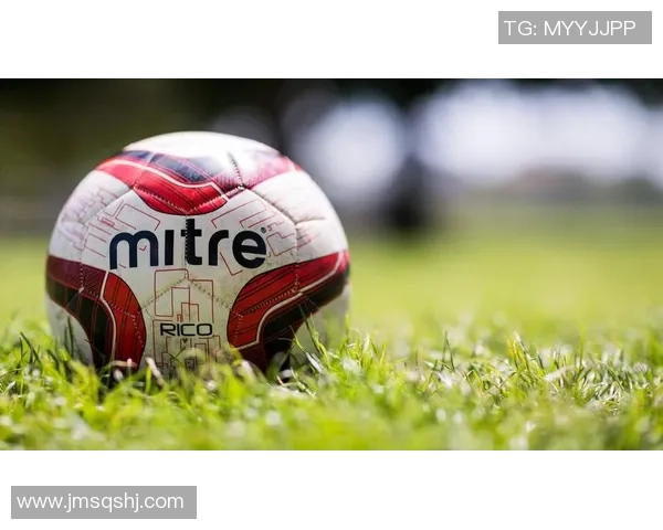 探索赵娜的足球人生：从草地到梦想的深度对话与启示