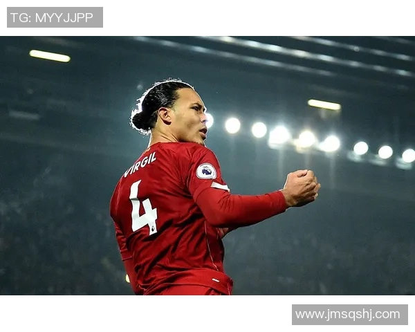 足球明星们的圣诞礼物大揭秘送给球迷的温暖与惊喜 足球明星们的圣诞礼物大揭秘送给球迷的温暖与惊喜